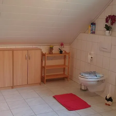 Haus Graeben アパート メーデバッハ